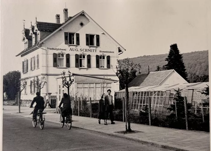 90 Jahre "Blumen Schmitt" - die zweite Generation übernimmt.